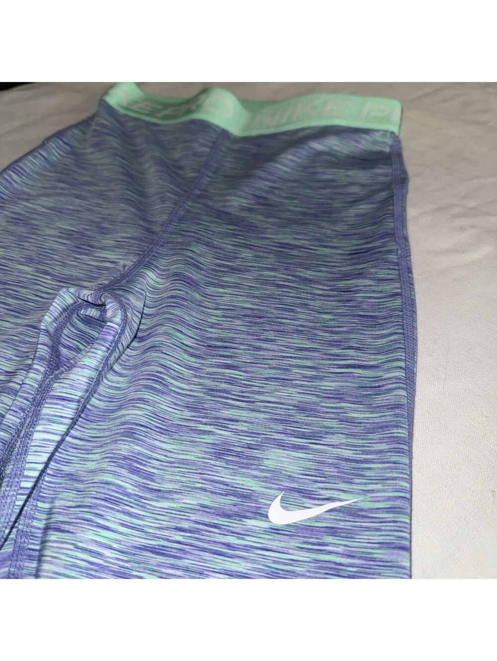 Nike Pro's Space-Dyed Cropped Tights Sapphire Green Glow Size Xs Youth